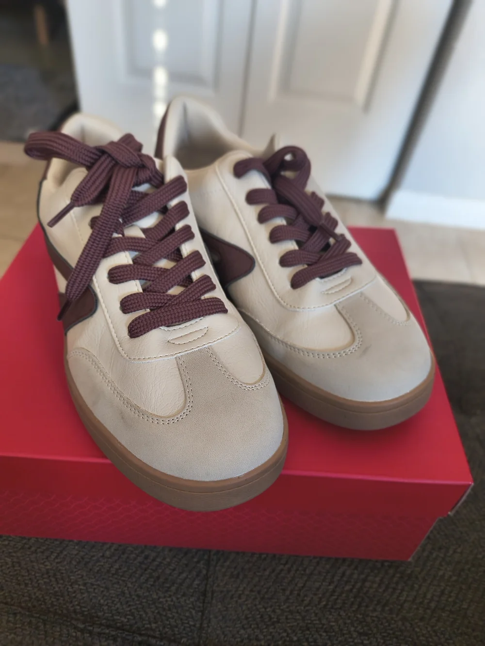 DV by Dolce Vita stylish men
